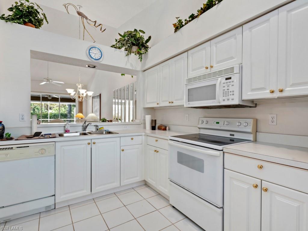 1973 W Crown Pointe BLVD