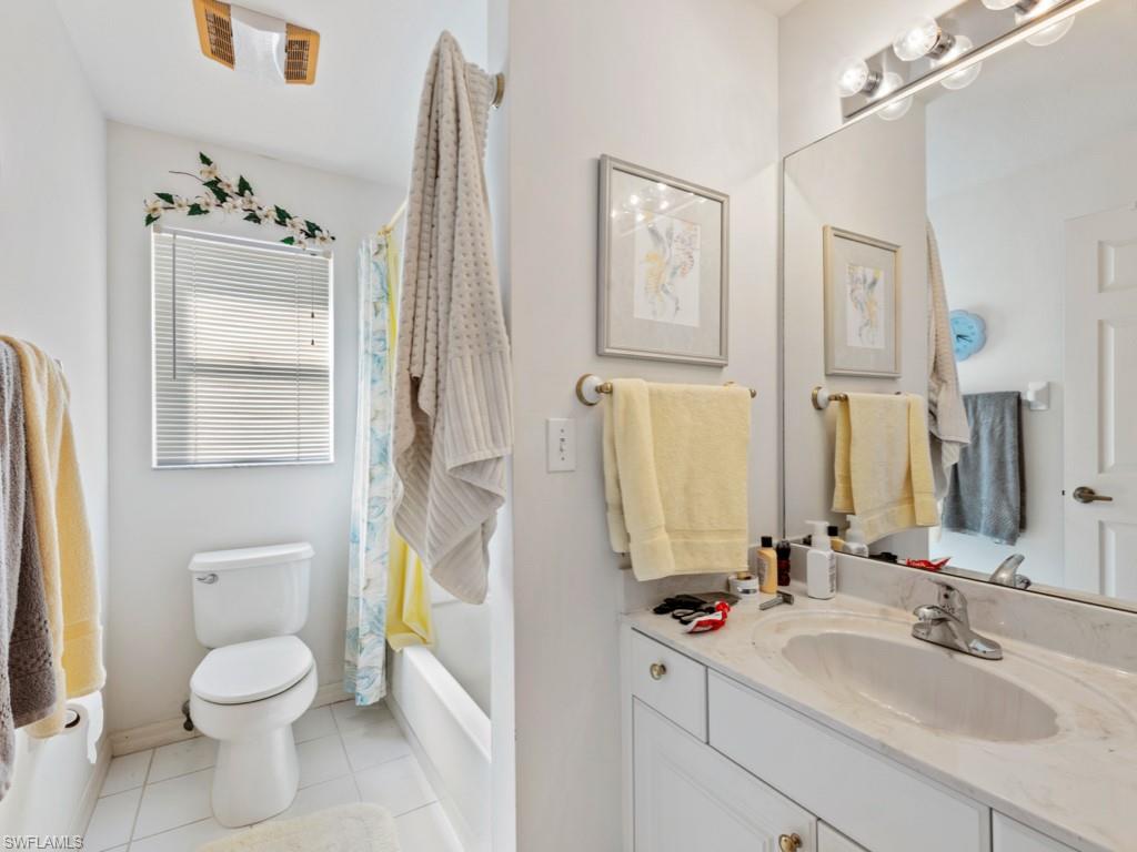 1973 W Crown Pointe BLVD