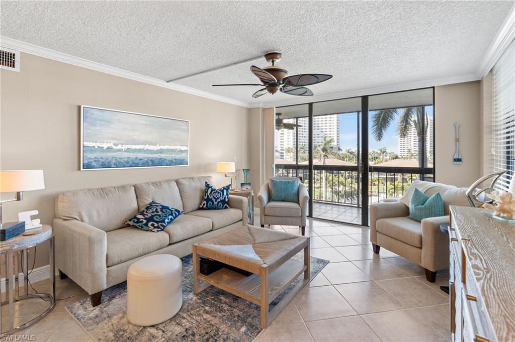 651 Seaview CT # B404