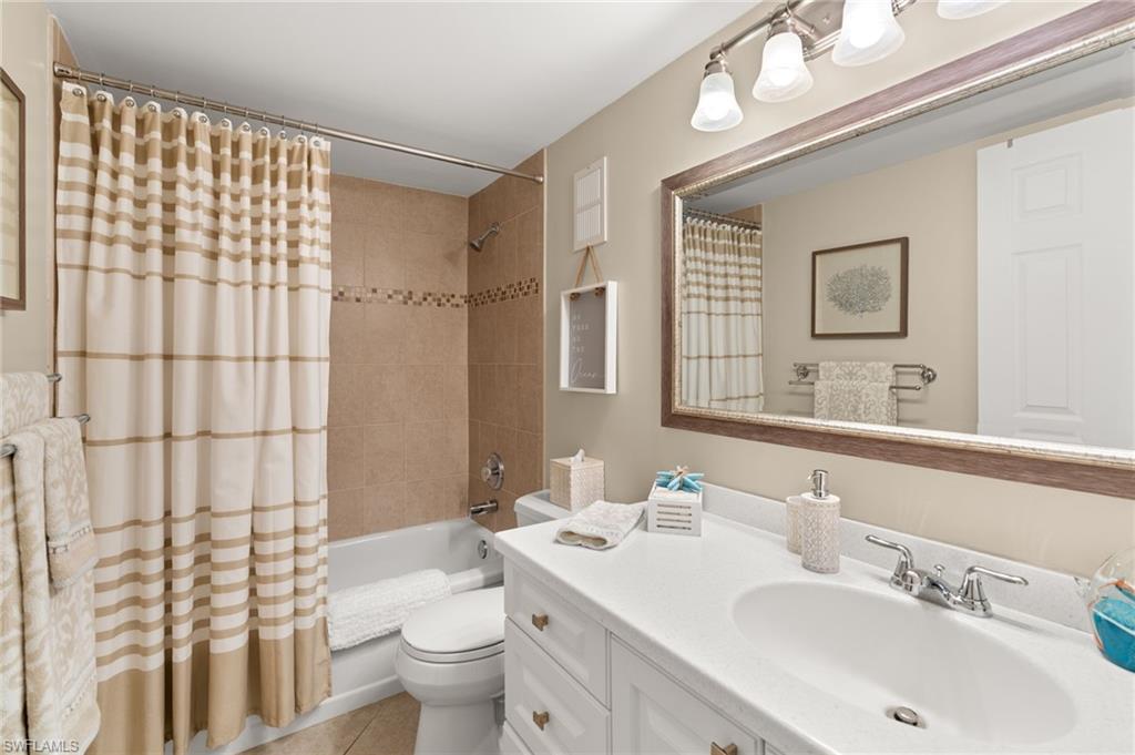 651 Seaview CT # B404