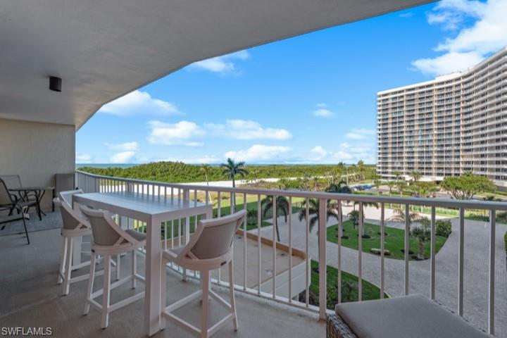 320 Seaview CT # 408 Unit: 2-408