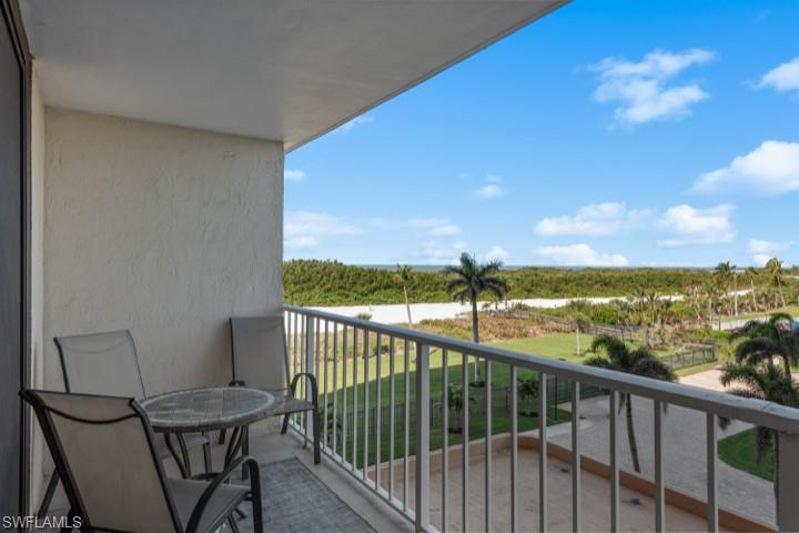 320 Seaview CT # 408 Unit: 2-408