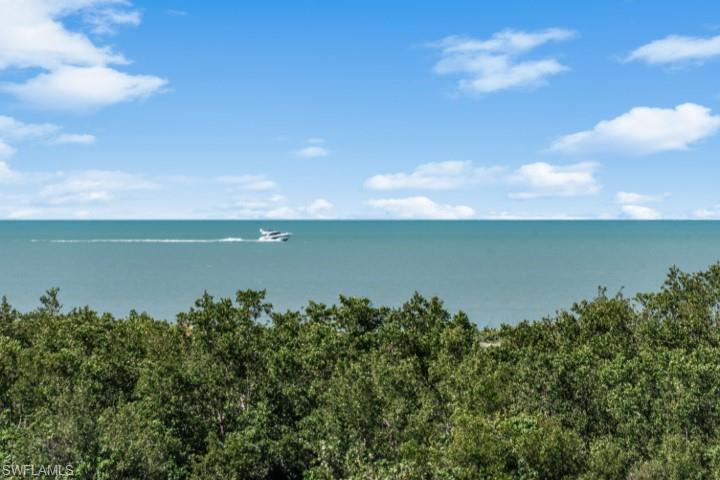 320 Seaview CT # 408 Unit: 2-408