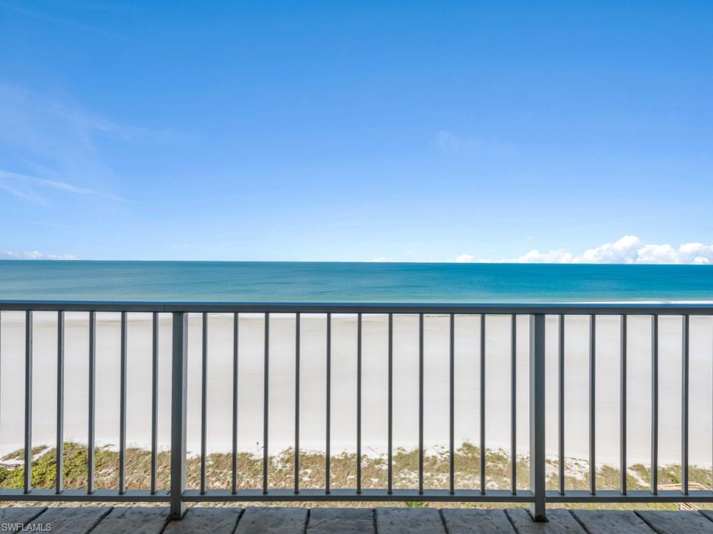 140 Seaview CT # 1703N