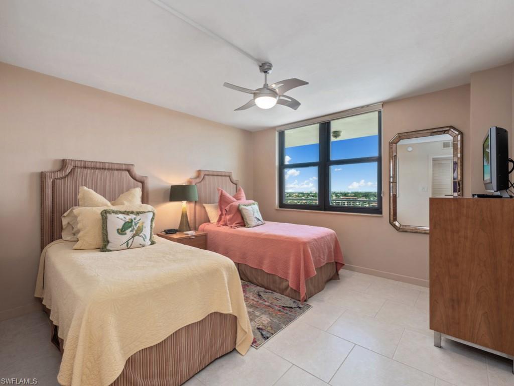 260 Seaview CT # 1106