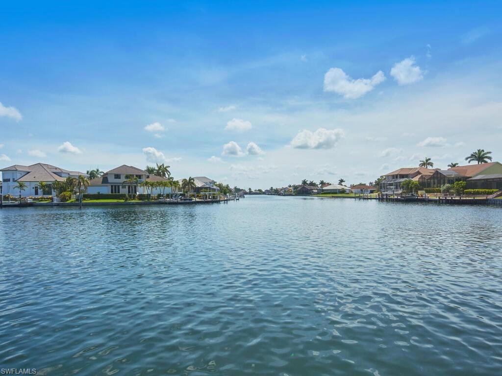 1072 Fieldstone DR