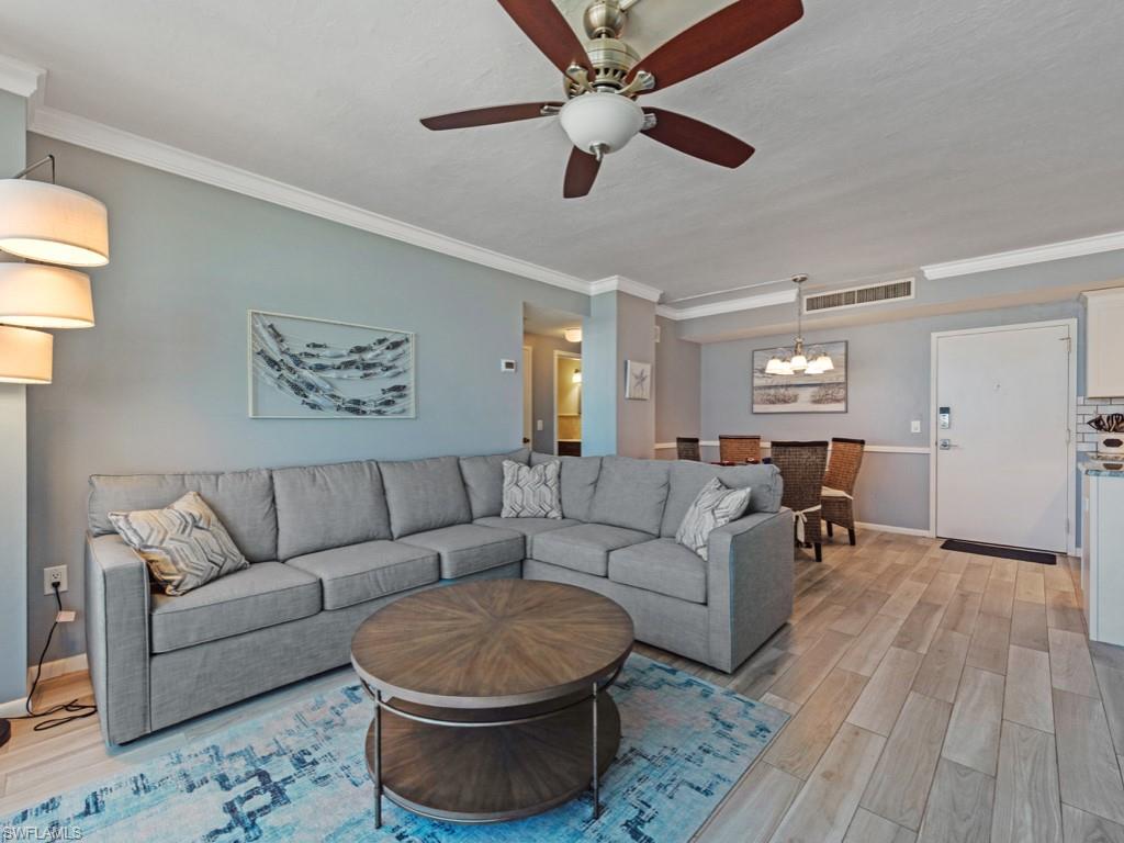 140 Seaview CT # 602S