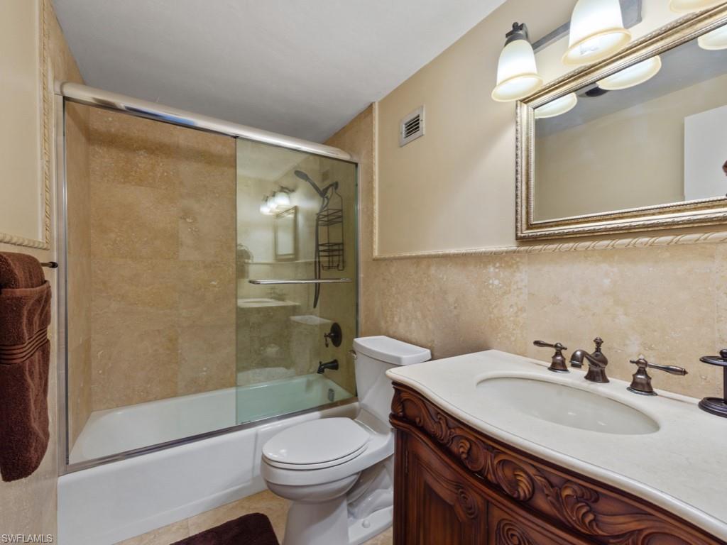 140 Seaview CT # 602S