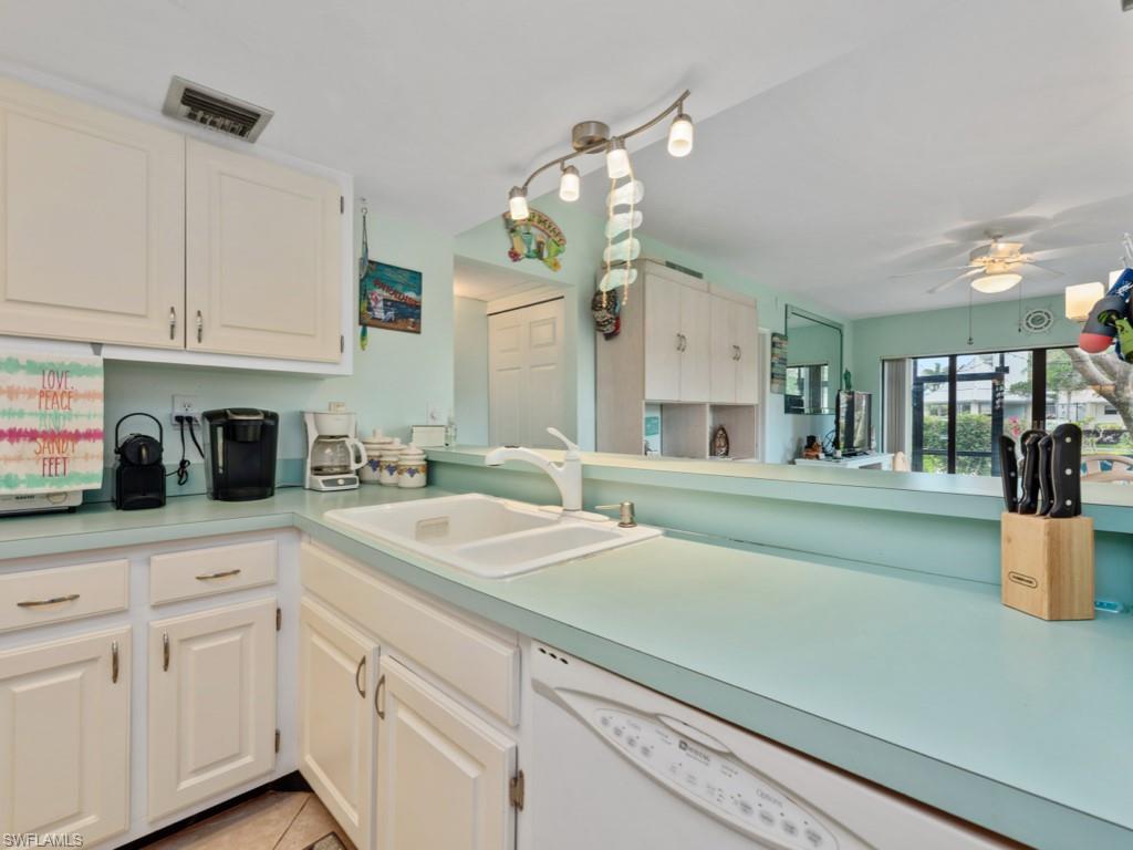 27 Greenbrier ST # 109 Unit: 6-109