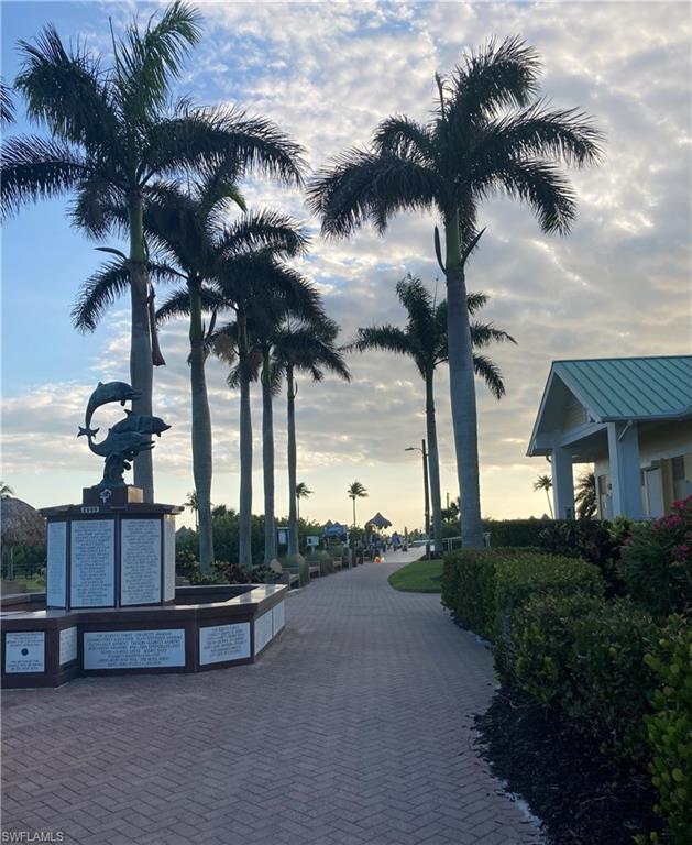 27 Greenbrier ST # 109 Unit: 6-109