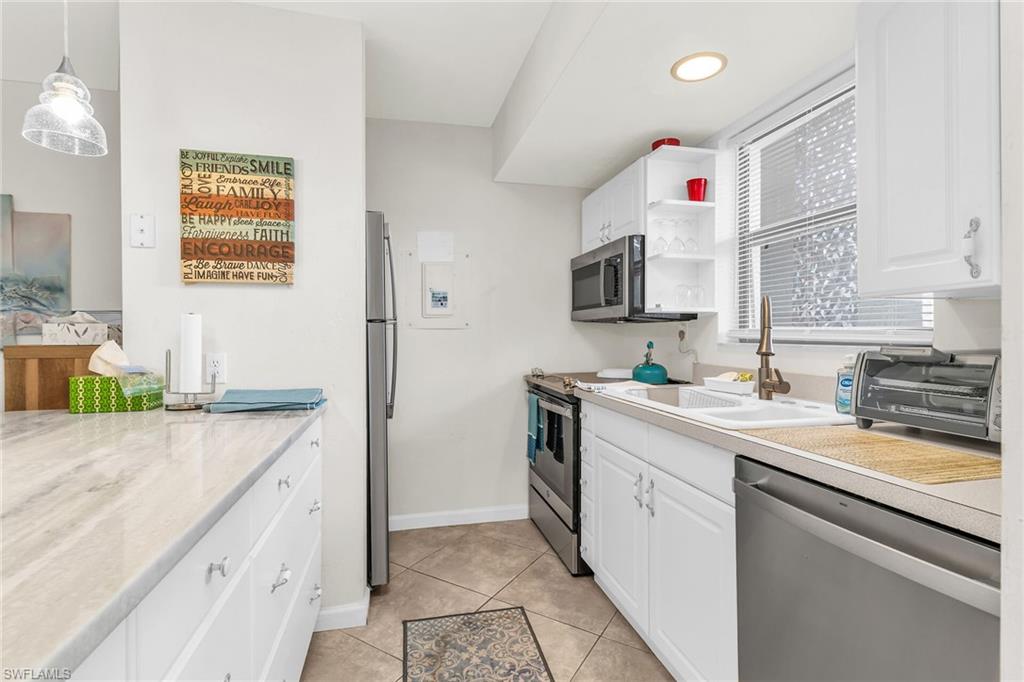 1011 Anglers CV H205