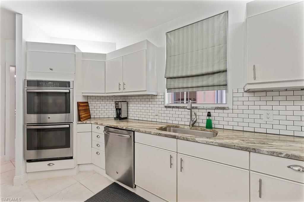 2000 Royal Marco WAY # 607