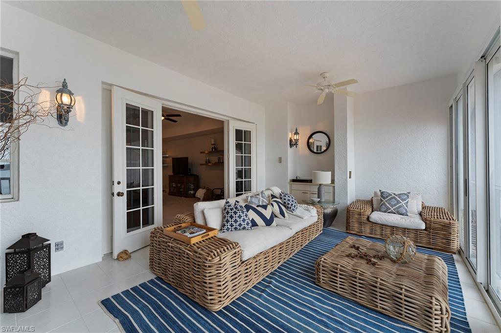 2000 Royal Marco WAY # 607