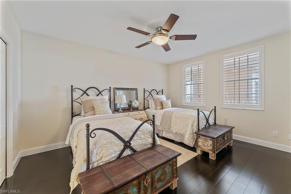 2000 Royal Marco WAY # 607