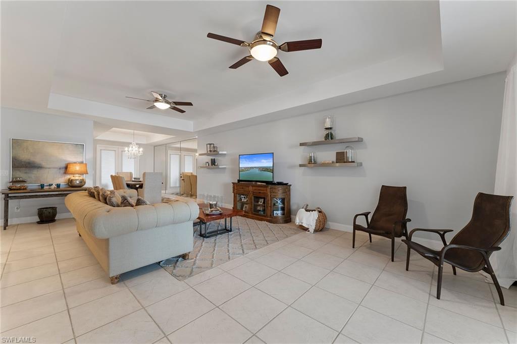 2000 Royal Marco WAY # 607