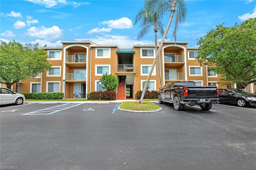 1205 Wildwood Lakes BLVD # 305