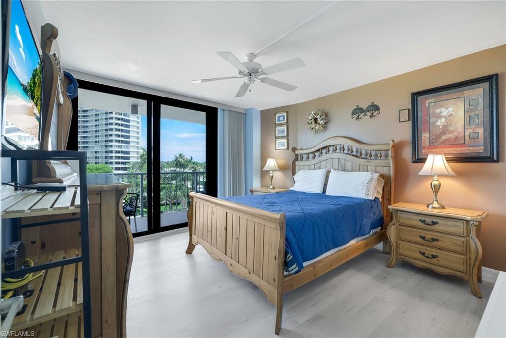 320 Seaview CT # 308 Unit: 2-308