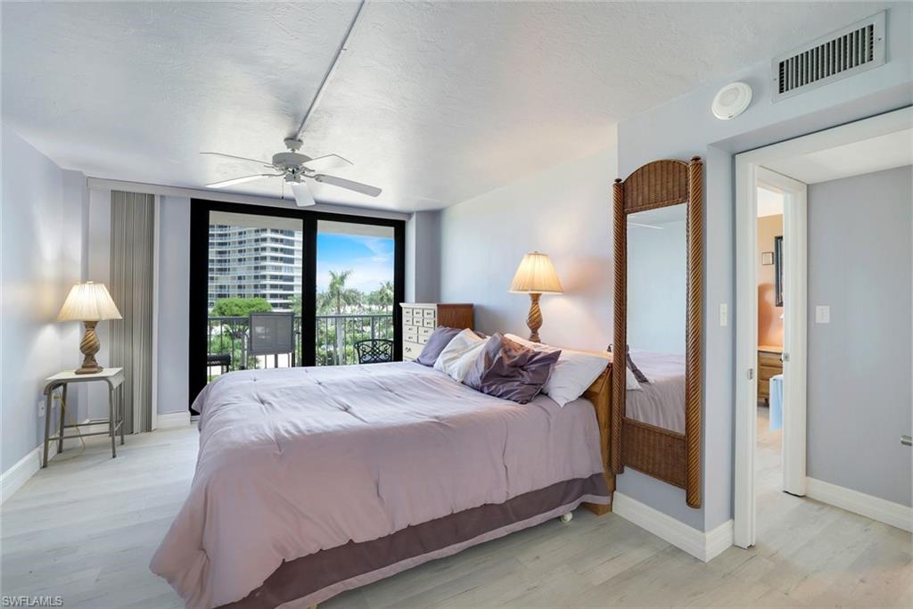 320 Seaview CT # 308 Unit: 2-308