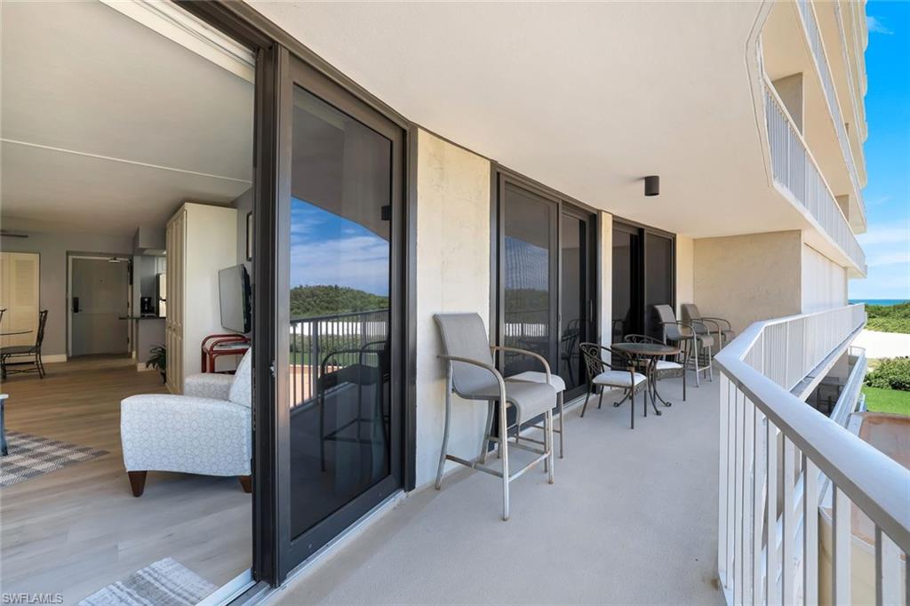 320 Seaview CT # 308 Unit: 2-308