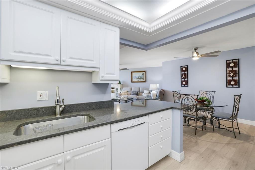 320 Seaview CT # 308 Unit: 2-308