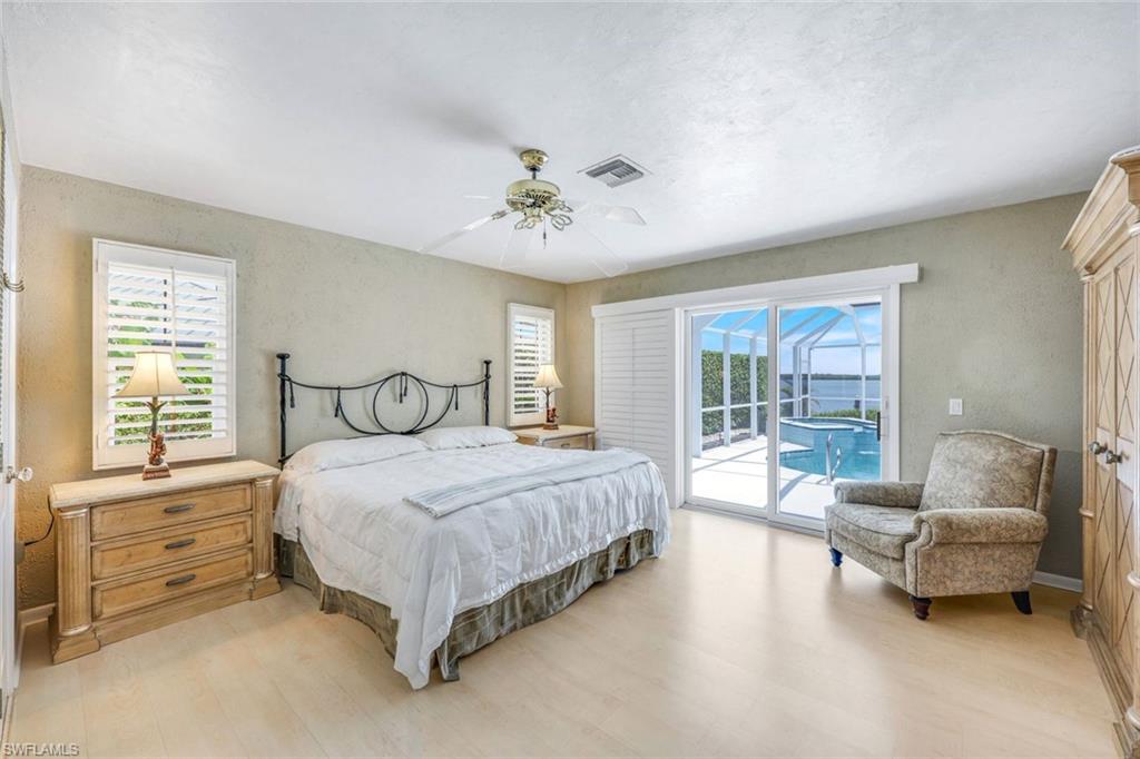 1268 Laurel CT