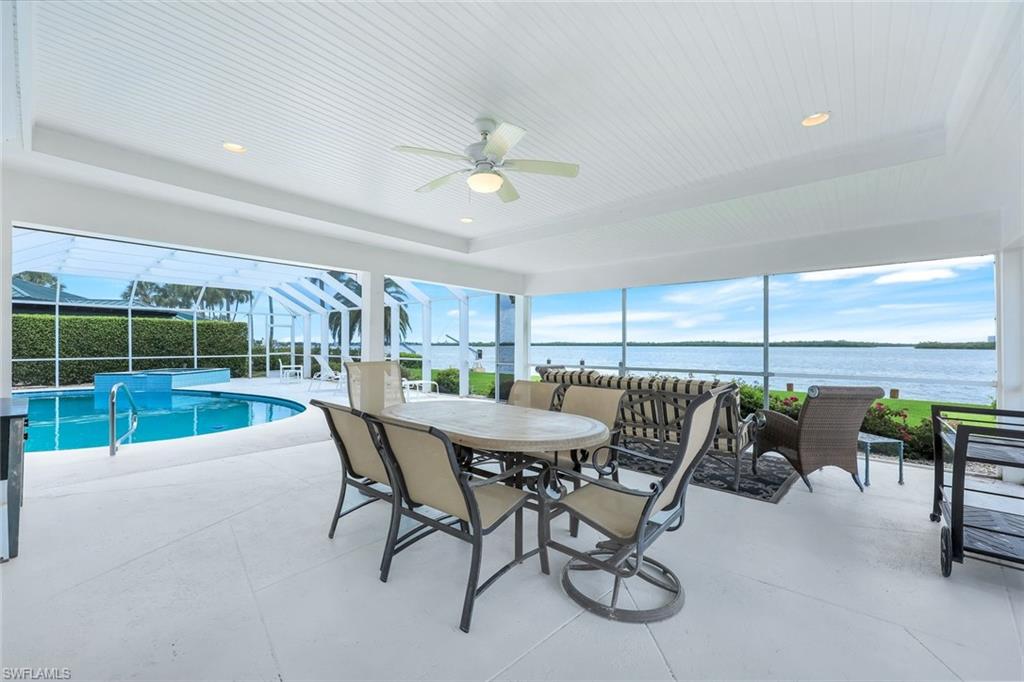1268 Laurel CT