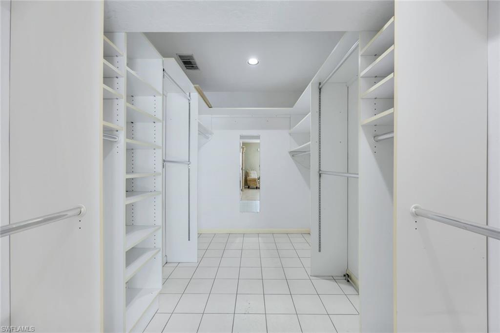 1268 Laurel CT