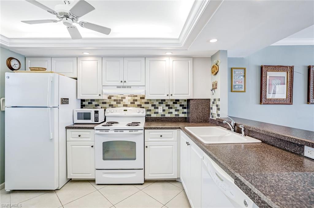 260 Seaview CT # 1805