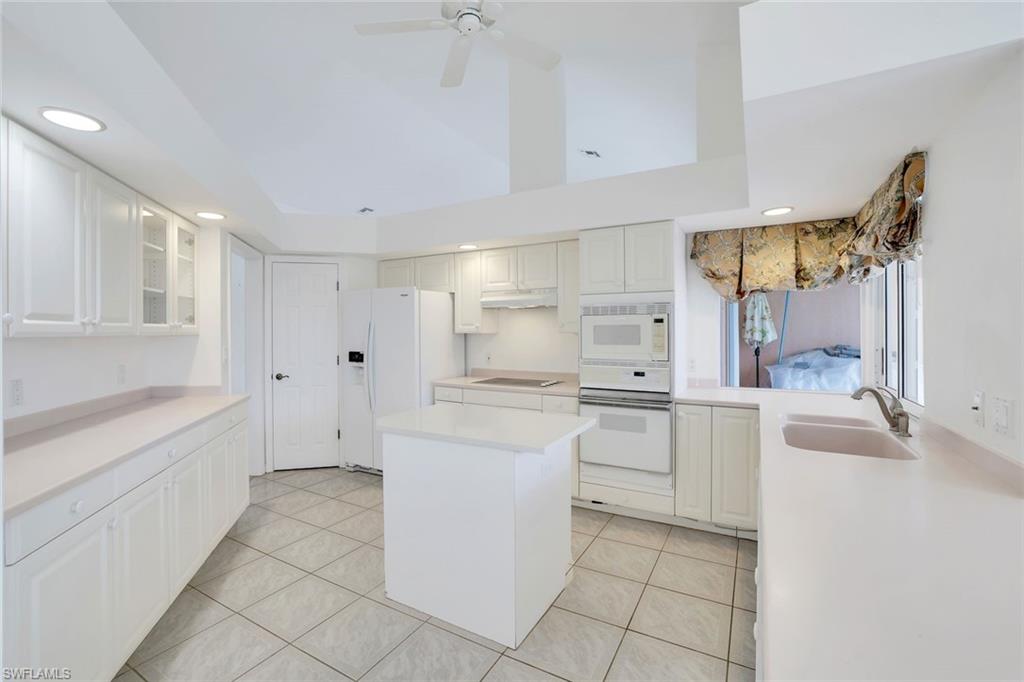742 Orchid CT