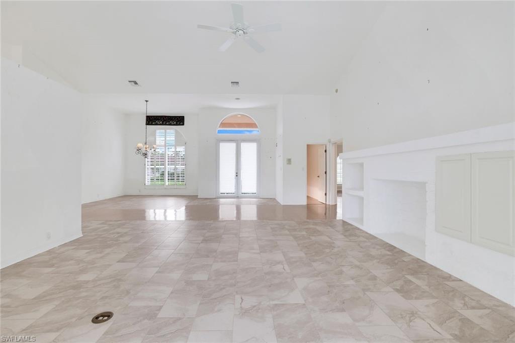 742 Orchid CT
