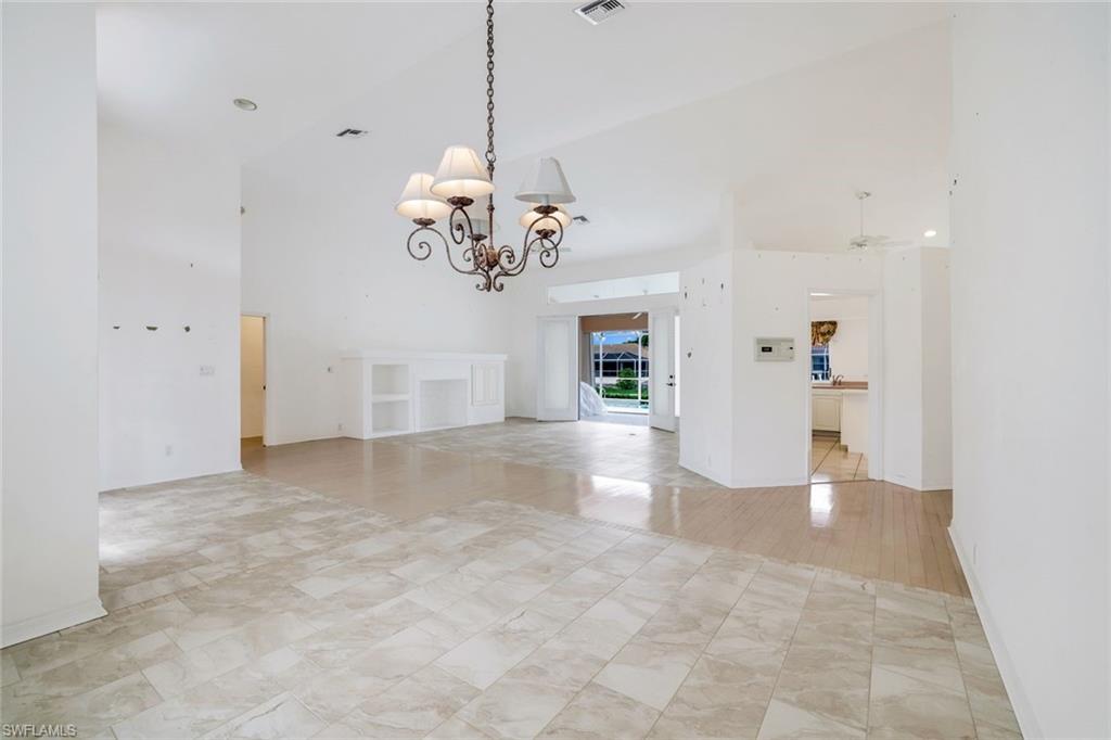 742 Orchid CT