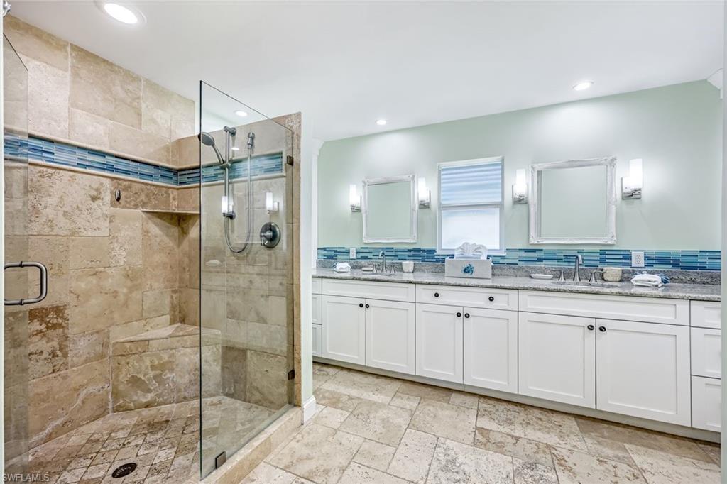 581 Spinnaker DR, MARCO ISLAND