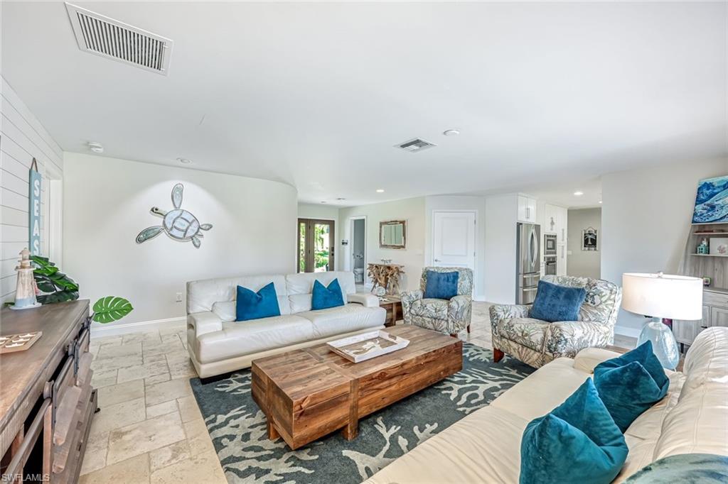 581 Spinnaker DR, MARCO ISLAND