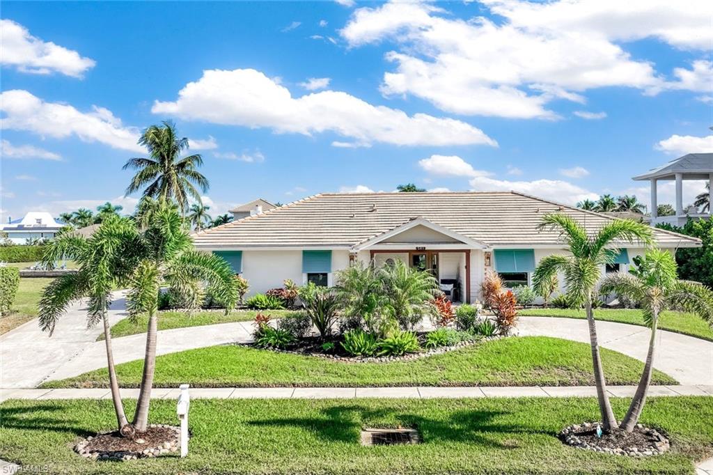581 Spinnaker DR, MARCO ISLAND