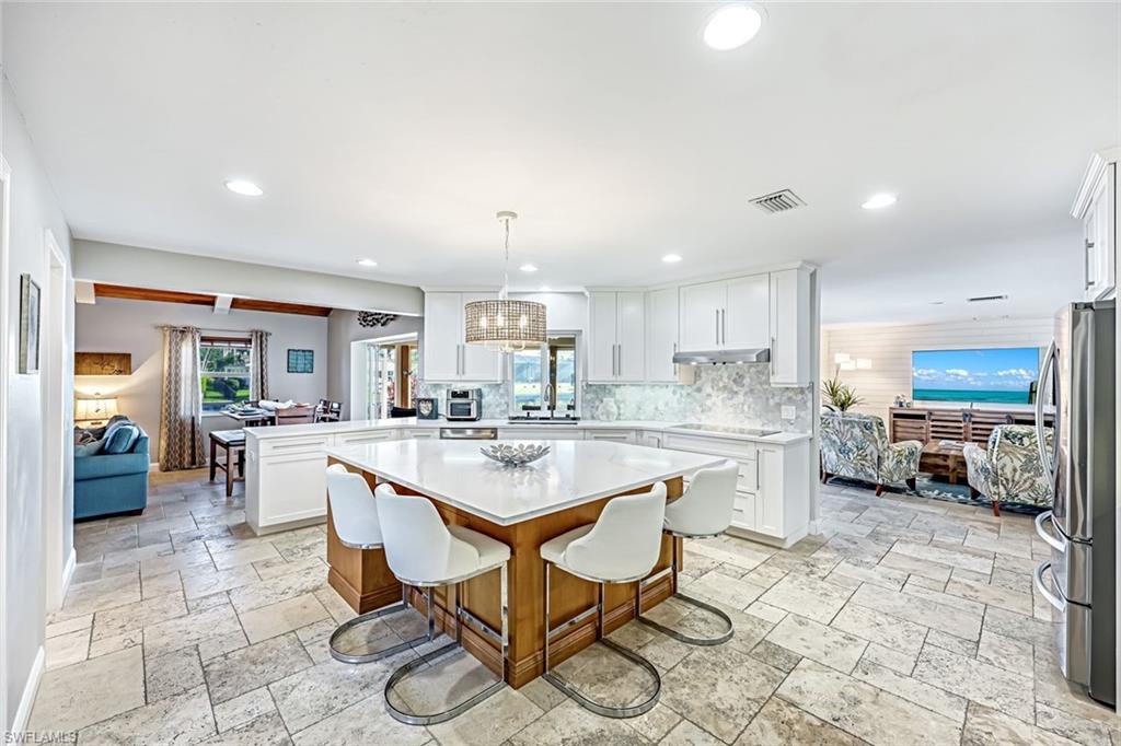 581 Spinnaker DR, MARCO ISLAND