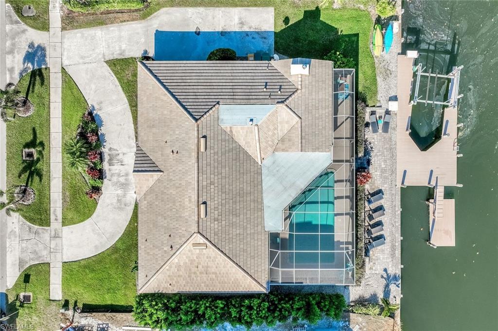 581 Spinnaker DR, MARCO ISLAND