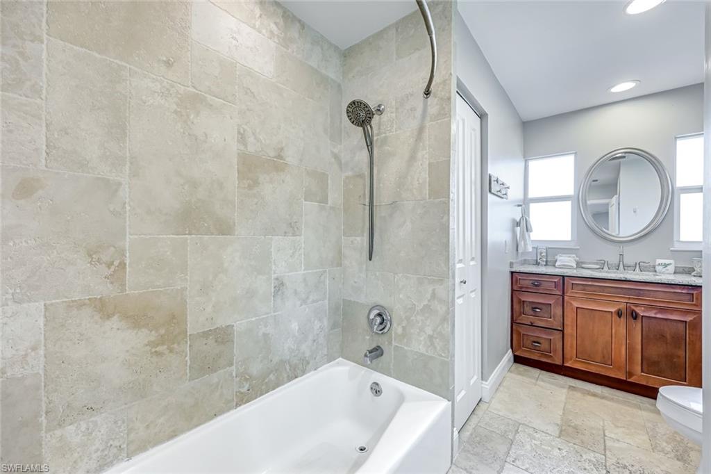 581 Spinnaker DR, MARCO ISLAND