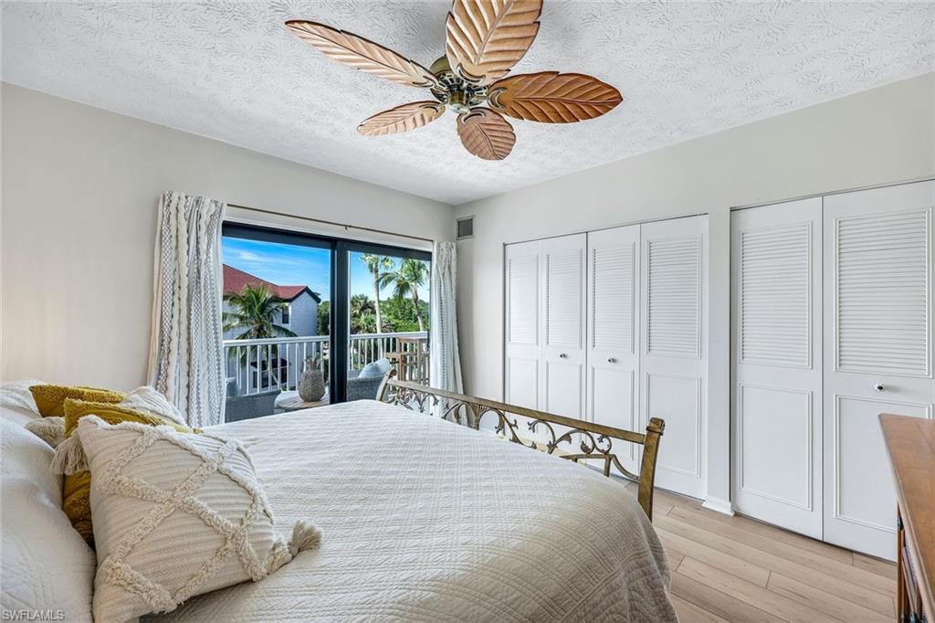 60 Pelican ST W # 407, NAPLES Unit: 407