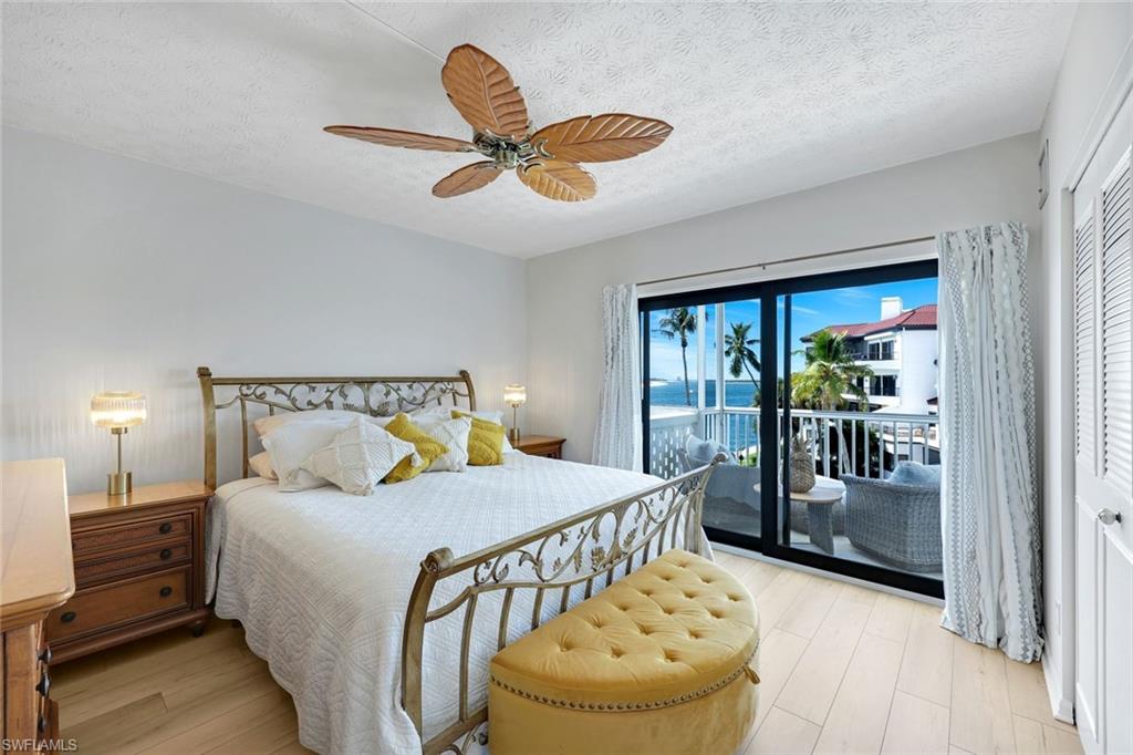 60 Pelican ST W # 407, NAPLES Unit: 407