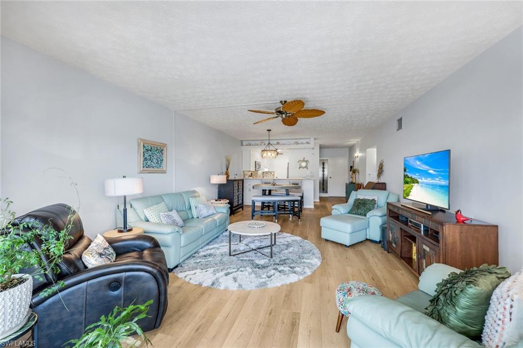 60 Pelican ST W # 407, NAPLES Unit: 407