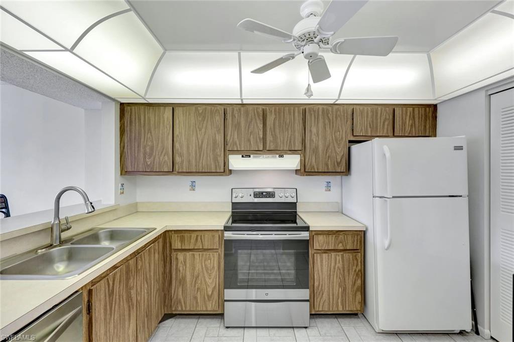 651 Seaview CT # B308, MARCO ISLAND Unit: B308