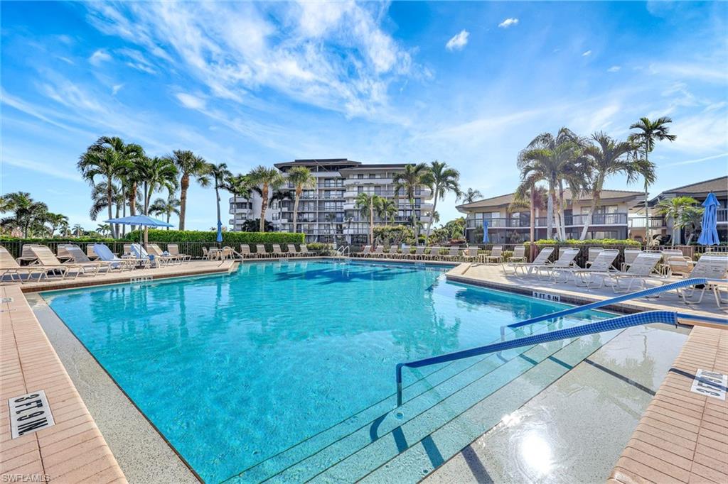 651 Seaview CT # B308, MARCO ISLAND Unit: B308