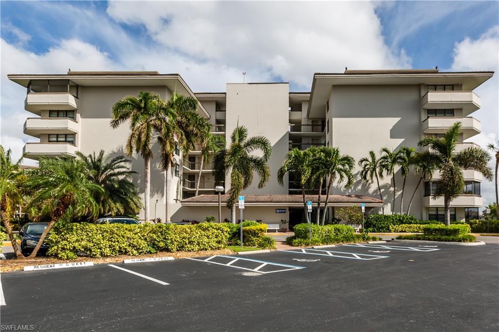 651 Seaview CT # B308, MARCO ISLAND Unit: B308