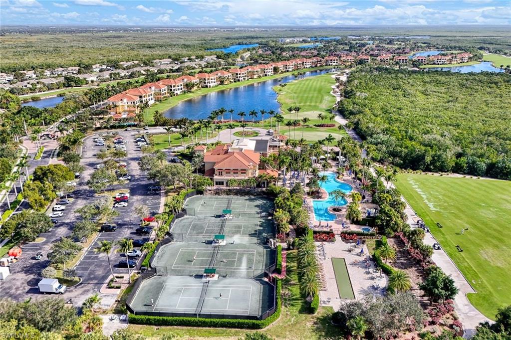 1486 Borghese LN # 301