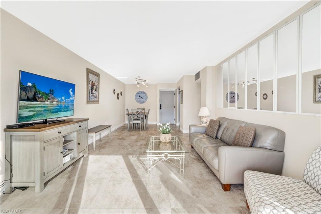 260 Seaview CT # 309