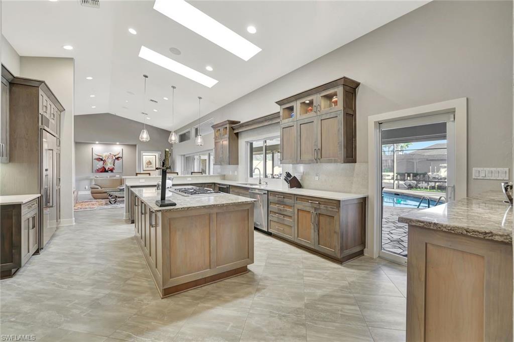 1429 Collingswood AVE