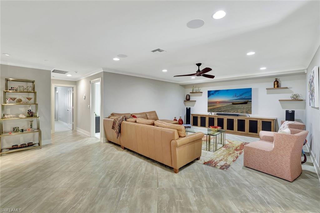 1429 Collingswood AVE