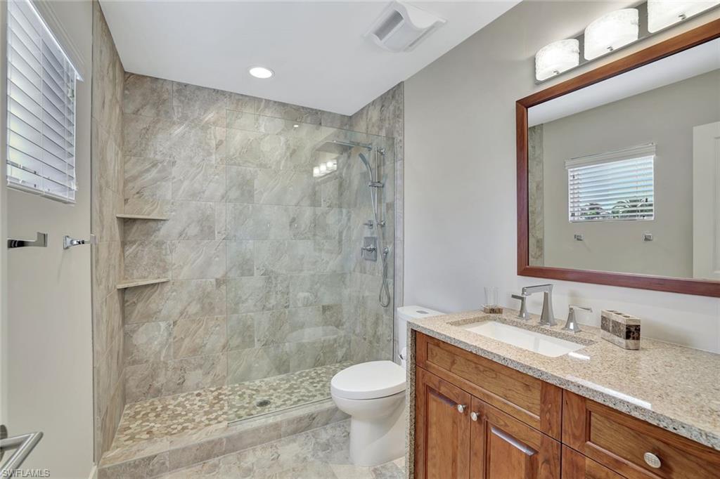 1429 Collingswood AVE