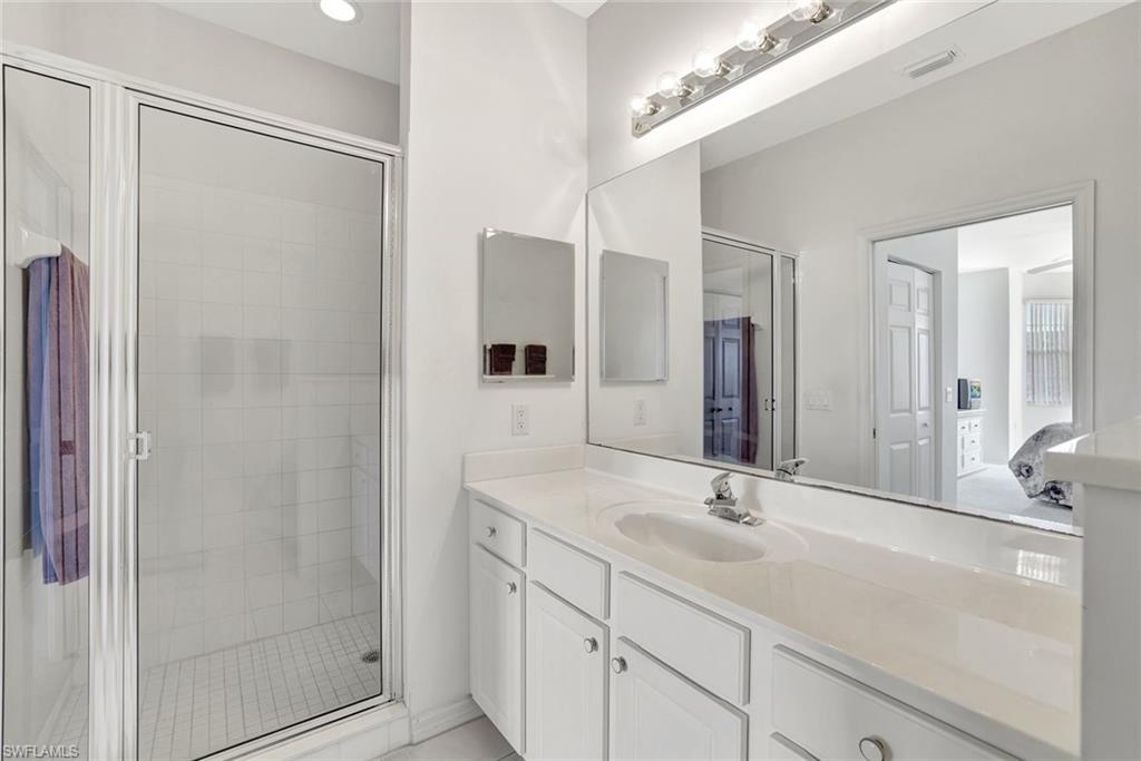 3972 Bishopwood CT E # 203 Unit: 2-203