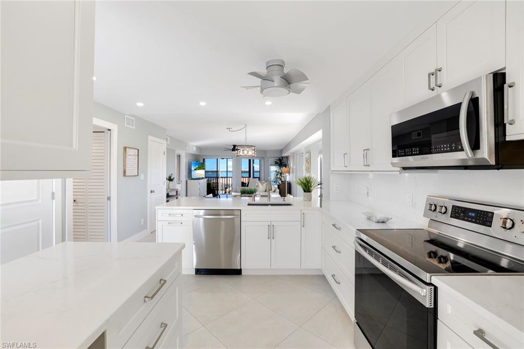 991 N Barfield DR # 401